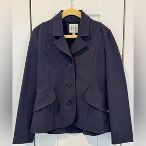 For Horses Winx youth show jacket. Navy size 8. Made in Italy